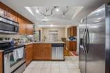 9404 Penny Lane - Photo 11