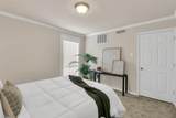 2702 Douglas Avenue - Photo 18