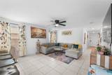 1005 Crestview Drive - Photo 4