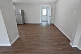 433 Hampton Avenue - Photo 5