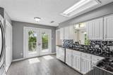 801 Country Club Place - Photo 10