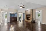 801 Country Club Place - Photo 4