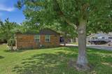 111 Pecan Street - Photo 3