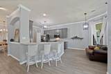 402 Valley View Court - Photo 4