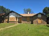 2820 Hamlett Lane - Photo 1