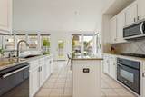 1401 Farmington Drive - Photo 4