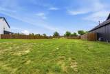 572 Highview Court - Photo 5