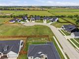 585 Highview Court - Photo 8