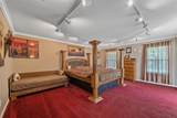 19135 Bynum - Photo 15