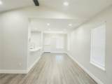 10115 Woodlot Drive - Photo 11