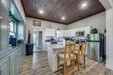 725 Walnut Street - Photo 2