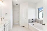 2716 Glasgow Way - Photo 8