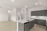 1633 Elle Lane - Photo 6