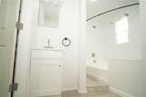 917 Felix Street - Photo 12