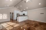 402 Spring Street - Photo 4