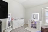 1316 Stoneleigh Place - Photo 18