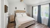 704 Bells Boulevard - Photo 11