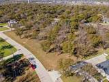 8009 Landings Road - Photo 8