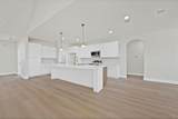 1405 Apache Court - Photo 18