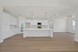 1405 Apache Court - Photo 19