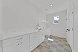1405 Apache Court - Photo 34