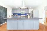 706 Noyes Avenue - Photo 2