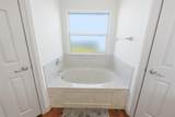 121 Joyce Street - Photo 13