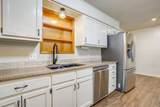 709 Avenue B - Photo 14