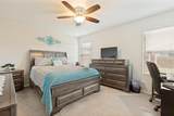 816 Ravenwood Lane - Photo 18