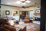 715 Clayton Circle - Photo 17