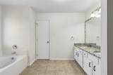 9025 Hampton Court - Photo 15