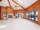 839 F M 2131 - Photo 15