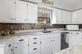 203 King Laurence - Photo 12
