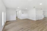 2942 Townsend Drive - Photo 15