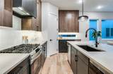 2900 Hawthorne Avenue - Photo 8