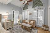 10454 Linwood Avenue - Photo 15