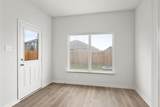 1521 Harvester Drive - Photo 4
