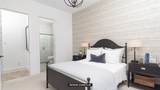2037 Presidential Parkway - Photo 8
