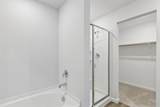708 Hillcrest Boulevard - Photo 14