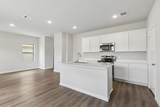 708 Hillcrest Boulevard - Photo 4