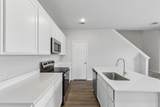 708 Hillcrest Boulevard - Photo 6