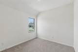 811 Hillcrest Boulevard - Photo 18