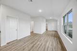 804 Hillcrest Boulevard - Photo 5