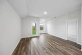 804 Hillcrest Boulevard - Photo 8