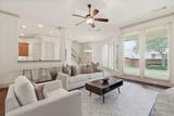 929 Lairds Lane - Photo 12