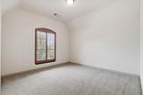 929 Lairds Lane - Photo 35