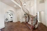 929 Lairds Lane - Photo 4