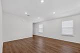 2566 Russell Street - Photo 7