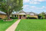 923 Courtney - Photo 1