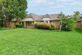 923 Courtney - Photo 3